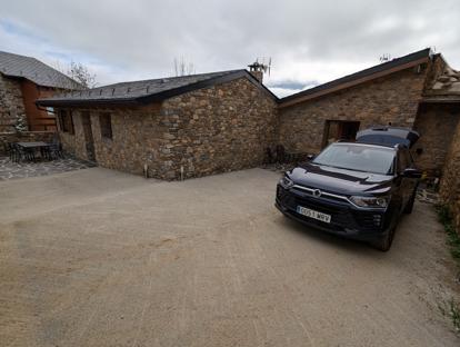 Górne wejście i nasz samochód, który dobrze spisywał się na bezdrożach