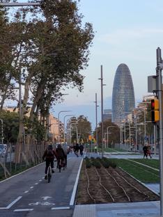 Widok na jednej z większych ulic